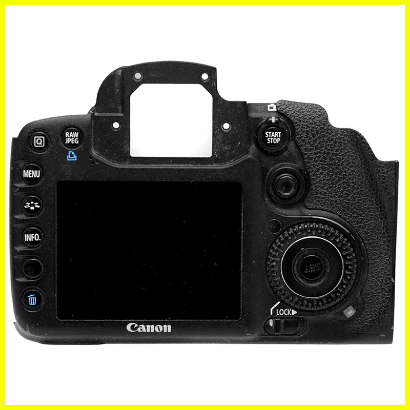 Dorso Canon EOS 7D vista frontale