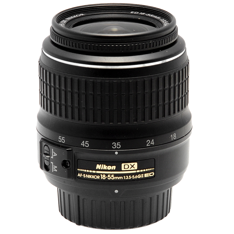 Nikon 18-55 DX II lato A