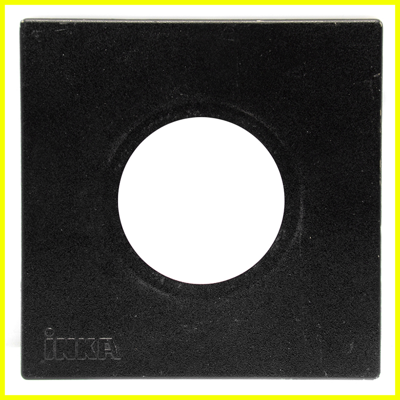 Piastra Inka 139x139 foro 64mm vista frontale