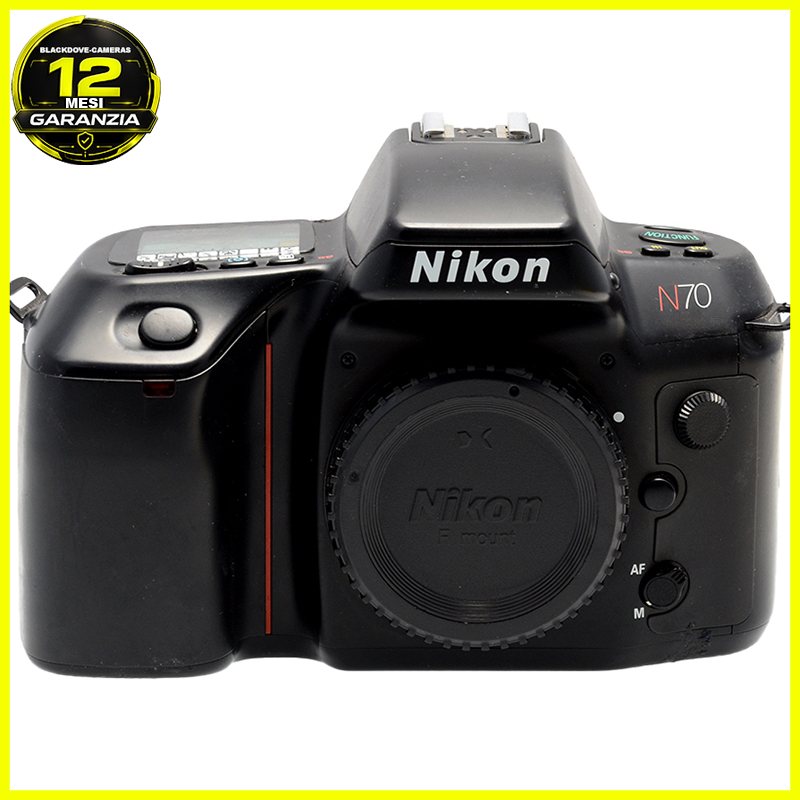 Nikon F70 vista frontale
