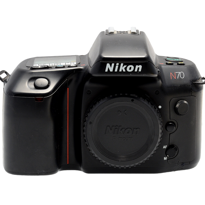 Nikon F70 dettaglio 1