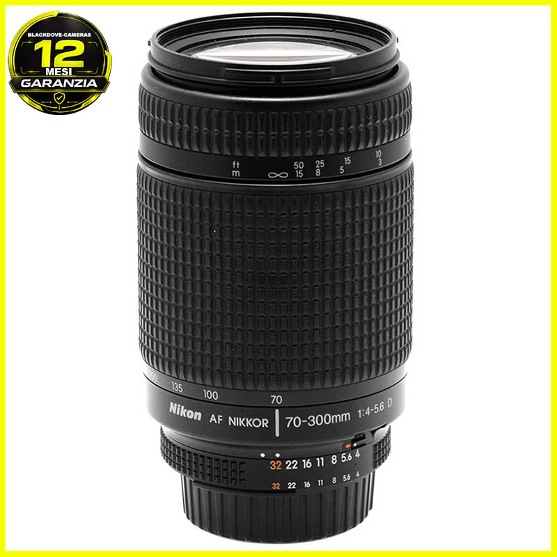 Nikon 70-300mm ED AF vista frontale
