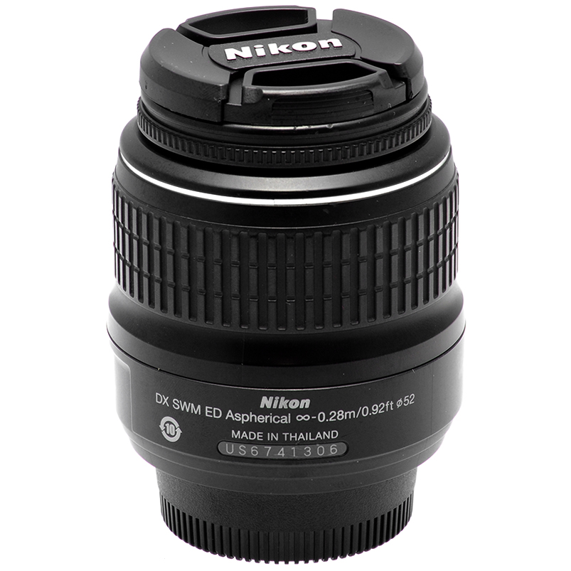 Nikon 18-55mm DX II dettaglio 3