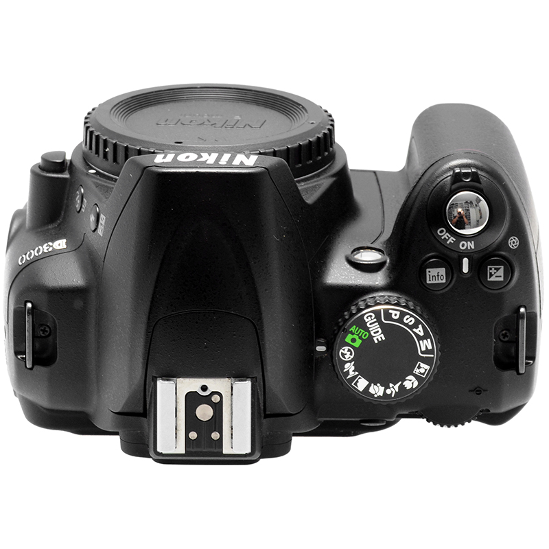 Nikon D3000 Reflex Digitale Body 10.2MP Macchina fotografica innesto F 11 Nikon D3000 dettaglio 3