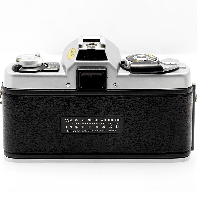 Minolta XG‑1 silver Fotocamera reflex 35mm analogica con otturatore elettronico 10 Minolta XG-1 dettaglio 2