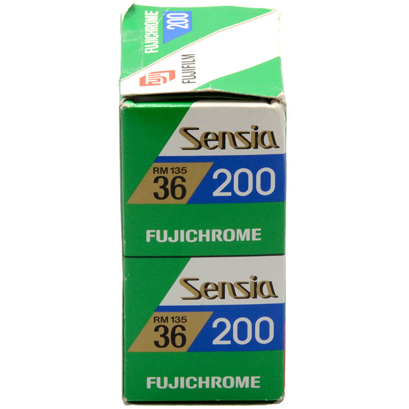 Lotto 2 Pellicole Diapositiva Fujifilm Sensia 36 pose 200 ISO 35mm Process E-6 7 Sensia dettaglio 1
