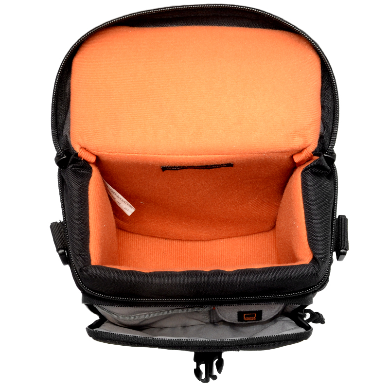 Borsa per attrezzatura fotografica Lowepro Adventura 140 cm. 8x16x18 (interno) 10 Lowepro Adventura 140 dettaglio 3