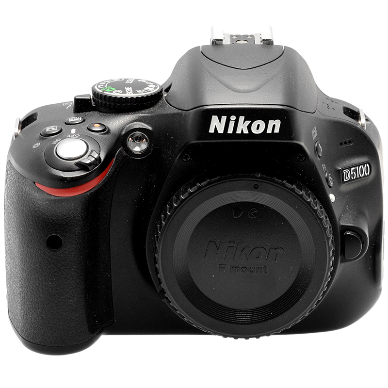 Nikon D5100 dettaglio 1