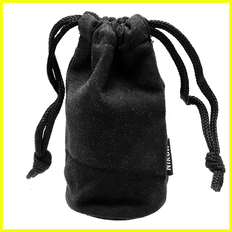 Custodia per obiettivi Nikon CL-1120 Soft case per AF-S 17-55mm. f/2.8 5 Nikon CL-0715 soft case vista 1