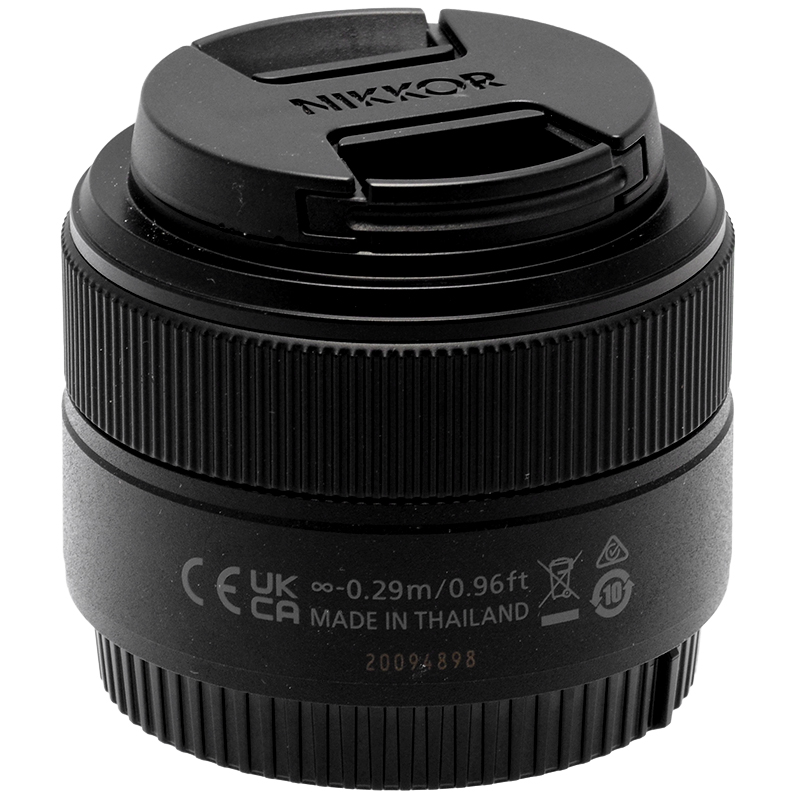 Nikon Z Nikkor 40mm f2 obiettivo full frame FX per fotocamere mirrorless. Nital. 11 Nikon NIKKOR Z 40mm f/2 dettaglio 3