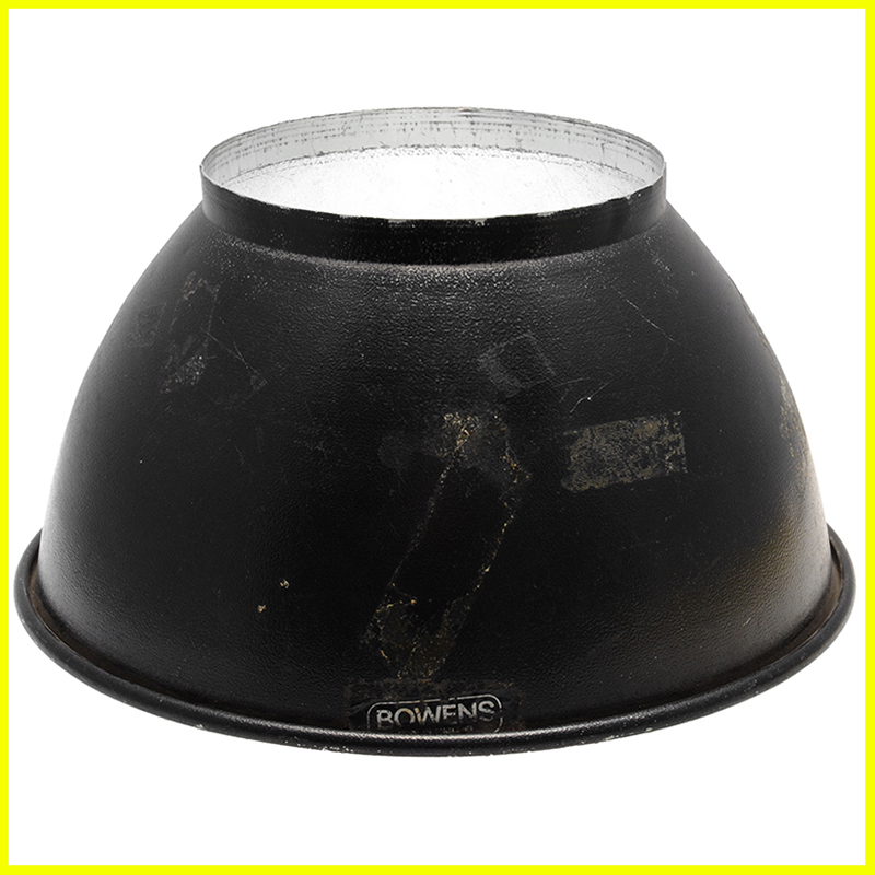 Riflettore per flash BowensMonolite diametro 300mm. Vecchio innesto da 155mm 5 Riflettore Bowens Monolite 300mm innesto 155mm