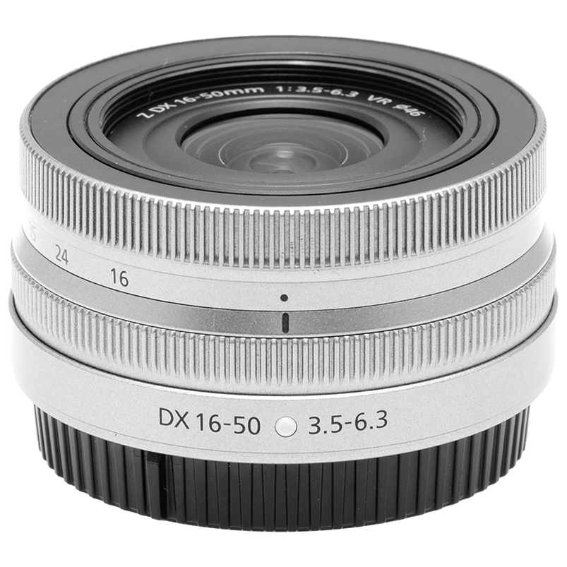 Nikon Z DX 16-50mm Silver dettaglio 1