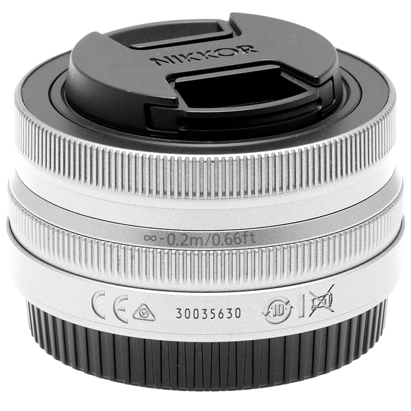 Nikon Z DX 16-50mm Silver dettaglio 3